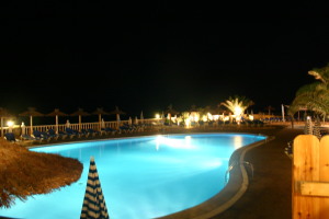 Pool bei Nacht